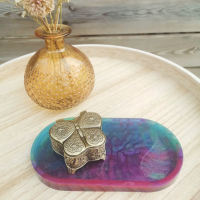 Plankje van epoxy met blad